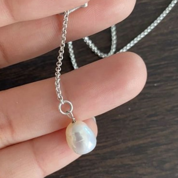 Pearl Necklace - Picture 4 of 4